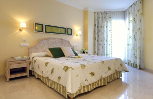 Molinell Hotel | Oliva Nova Beach & Golf Hotel