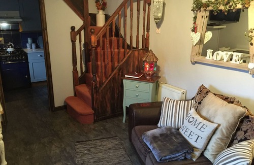 Blakeney House | Olive Barn one bed Beautiful vintage Village barn.In the Forest of Dean