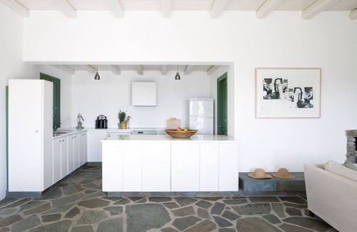 Batsi Villa | Olive Tree House -Comfortable living, breathtaking sea views, bbq and garden