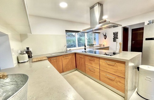 Caixas House | Olive trees villa near to Meco and Sesimbra beaches with air conditioning