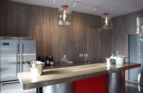 Okanagan-Similkameen House | Oliver Oasis, Merlot - Vineyard home with great pool, hot tub & views for days!