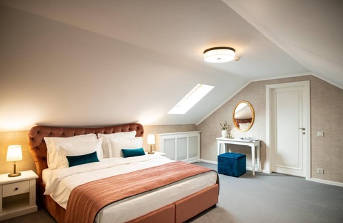 Lazaret Hotel | Olivia 9teen Hotel Boutique