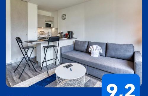 Coteaux Ouest Apartment | Olivia studio avec Place de Parking