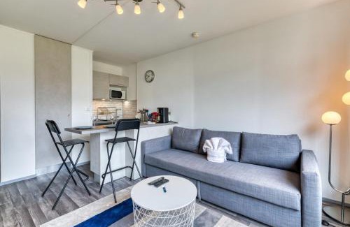 Coteaux Ouest Apartment | Olivia studio avec Place de Parking