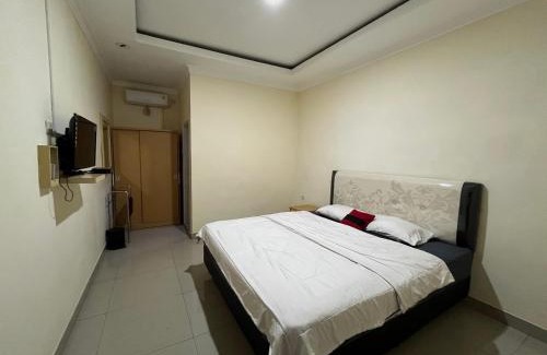 Malang Hotel | Omah Belimbing near ABM Malang Mitra RedDoorz