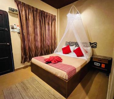 Pulau Perhentian Kecil Resort | Ombak Dive Resort Perhentian Island