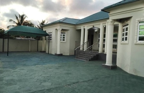Teshie House | Omo Luxury Home/ Long & Short Stay