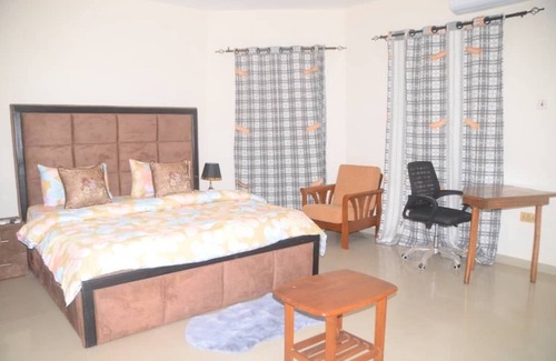 Teshie House | Omo Luxury Home/ Long & Short Stay