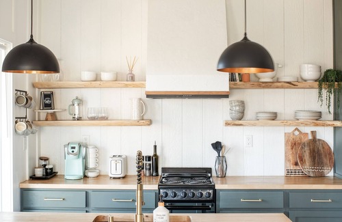 Ryland Cabin | On 10 acres of scenic retreat