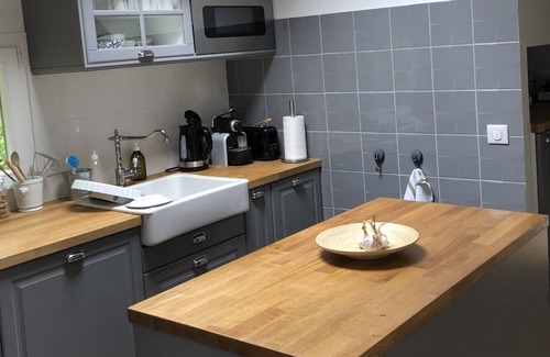 Lainville-en-Vexin Apartment | On the Prieurè golf course 40 'from Paris via the A13 exceptional wooded setting