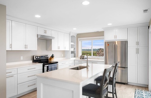 Goshen House | On the water with private beach, sunsets and sunrises