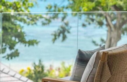 Halcyon Heights House | One Beachlands