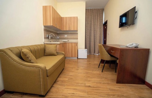 Kirkos Apartment | One Bedroom Apartment - Located 5 minutes away from the Airport.