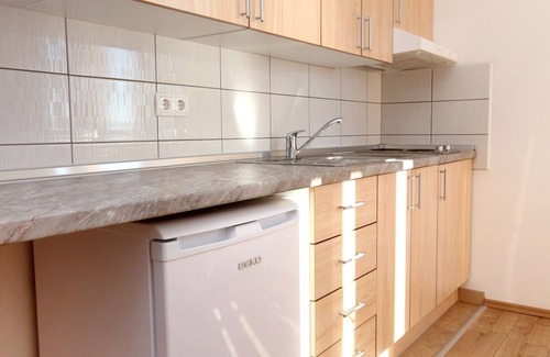 Duce Apartment | One bedroom apartment with balcony and sea view Duće, Omiš (A-9437-d)