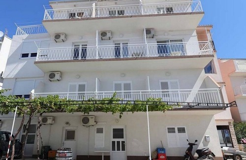 Blato Apartment | One bedroom apartment with balcony and sea view Živogošće - Blato, Makarska (A-22253-f)