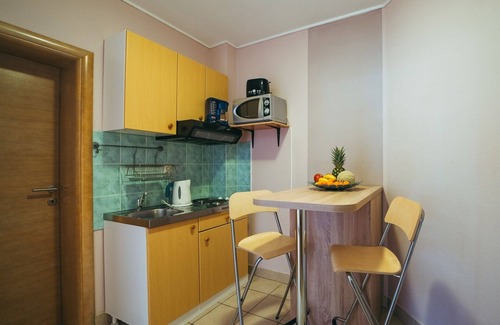 Promajna Apartment | One bedroom apartment with balcony Promajna, Makarska (A-20882-a)