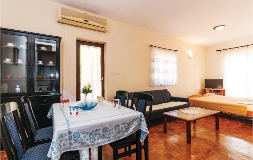 Municipality of Posedarje Apartment | One-Bedroom Apartment In Posedarje