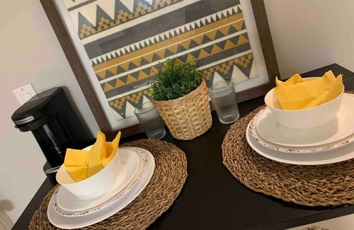 Queens Apartment | One Bedroom Apartment minutes from JFK and LGAn