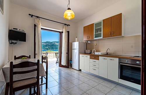 Cove Tri Zala (Zrnovo) Apartment | One bedroom apartment near beach Tri Žala, Korčula (A-9237-c)