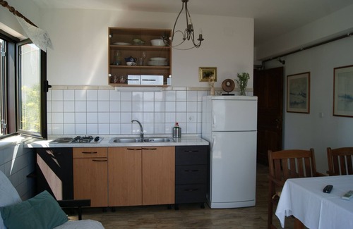 Zavala Apartment | One bedroom apartment near beach Zavala, Hvar (A-553-a)