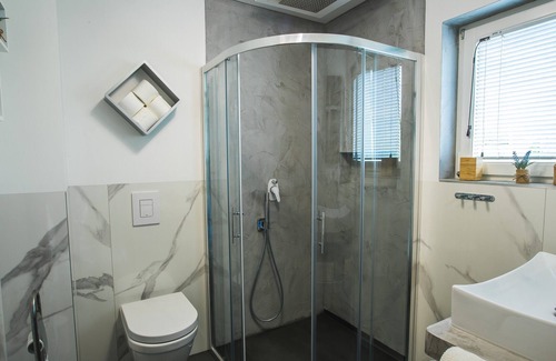 Metlika Apartment | One Bedroom Apartment