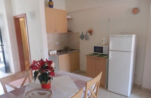 Gradac Apartment | One bedroom apartment with balcony and sea view Gradac, Makarska (A-21172-b)