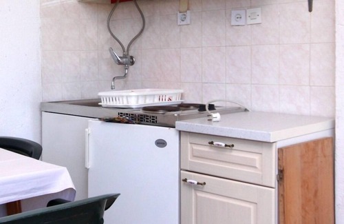 Sucuraj Apartment | One bedroom apartment with balcony Sućuraj, Hvar (A-6732-c)