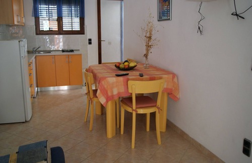 Zavala Apartment | One bedroom apartment with terrace and sea view Zavala, Hvar (A-15357-b)
