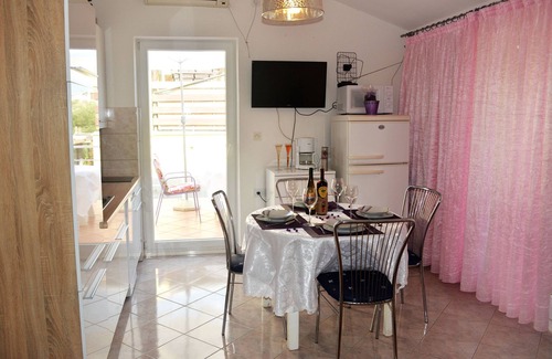 Ravni Apartment | One bedroom apartment with terrace and sea view Ravni, Labin (A-7674-a)