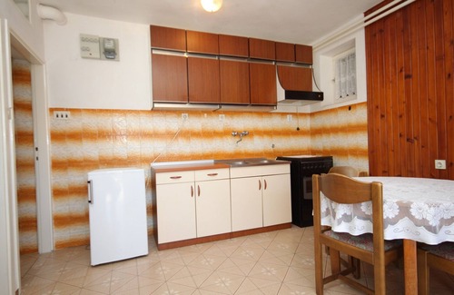 Vintijan Apartment | One bedroom apartment with terrace Pula (A-7647-c)