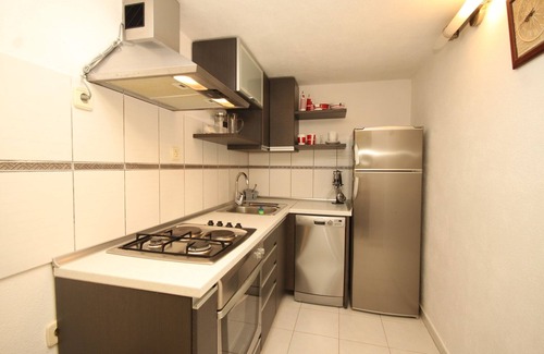 Rukavac Apartment | One bedroom apartment with terrace Rukavac, Vis (A-8897-b)
