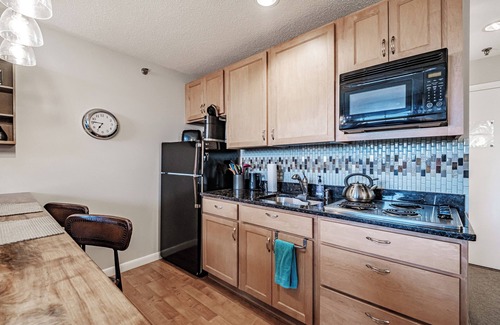 Sunday River Area Condo | One Bedroom Cascades A-15, total interior designed renovation sleeping 6