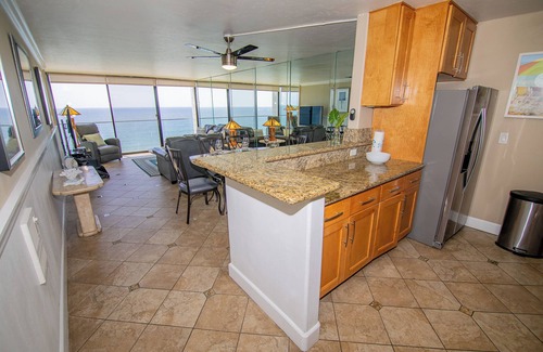 San Diego Condo | ONE BEDROOM CONDOMINIUM FULL BEACH AND OCEAN VIEW