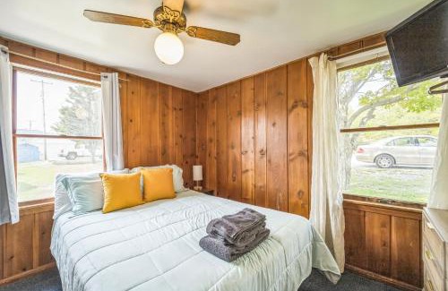 Oscoda House | One bedroom cottage on the beach