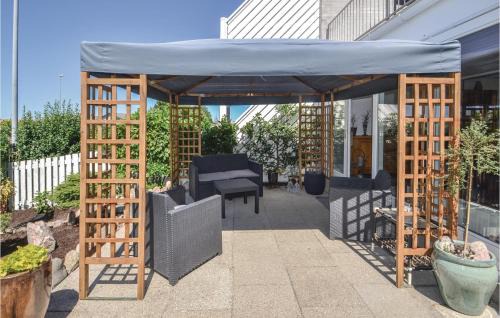 Ebeltoft House | One-Bedroom Holiday Home In Ebeltoft
