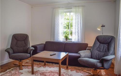 Gullabo House | One-Bedroom Holiday Home In Gullabo