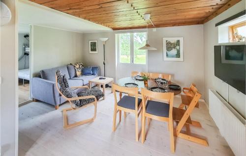 Vimmerby Municipality House | One-Bedroom Holiday Home In Vimmerby