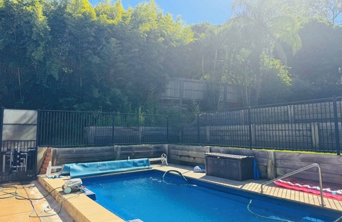 Tanah Merah House | one bedroom in an acreage property in proximity 2all amenities/shopping center!