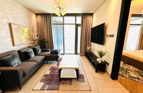 Al Hoora Apartment | One Bedroom Sea View 31st Floor