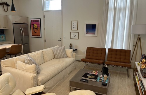 West Riverside Apartment | One bedroom unit steps away from Audubon Park