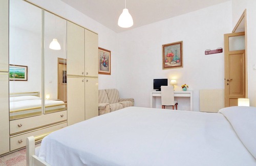 Tor Sapienza Apartment | One night a dream