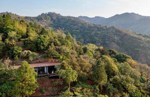 Tamanique House | One of a kind countryside home