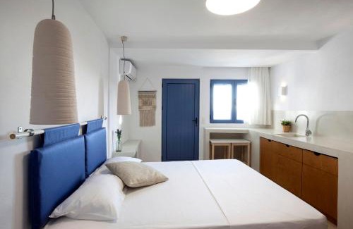 Kanala Bed & Breakfast | Oneiro Rooms Kythnos