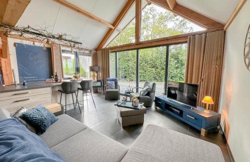 Alphen House | Onirico
