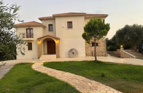 Pylos-Nestoras Villa | Onirozo Koroni Private Villa