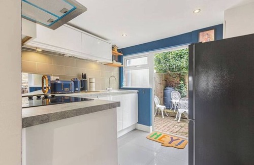 Offham Cottage | OnSiteStays - Rose Cottage: Cozy Lewes Getaway