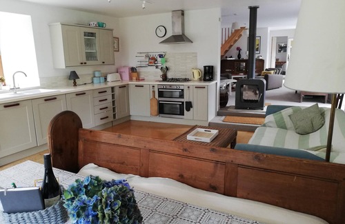Saint-Brigitte House | Open plan Breton cottage - nr Lac du Guerledan