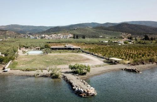 Plepi Villa | OpenSea Villa Private beach & tennis court