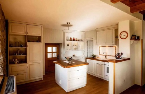 Sezana Villa | Opulent Villa with Sauna in the Heart of Karst