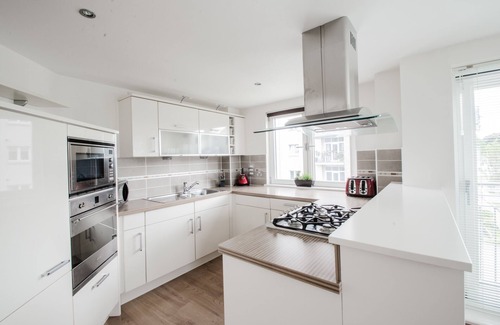 Central Aberdeen Apartment | Orange Apartments-Kepplestone